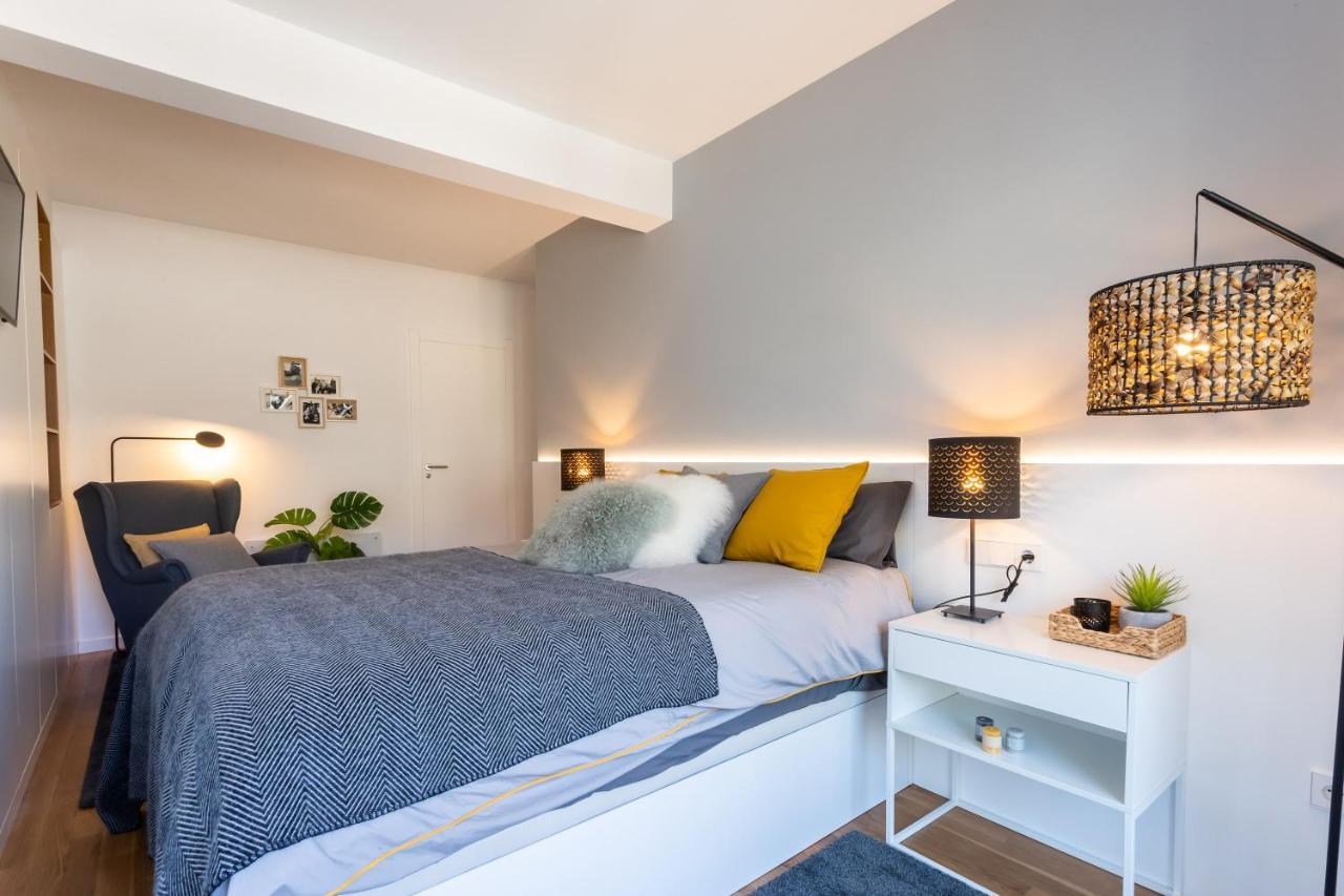 Impresionante Apartamento En Plaza De Galicia ビラガルシーア・デ・アロウサ エクステリア 写真